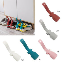 Load image into Gallery viewer, 2PCS Unisex shoe horn Easy slip on and off  shoe aid

